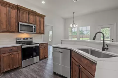 905 W Cardinal Street, Ector, TX 75439 - Photo 8