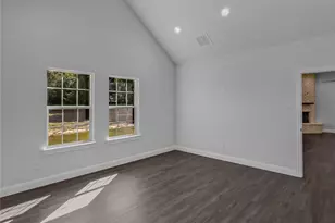 905 W Cardinal St, Ector, TX 75439 - Photo 8