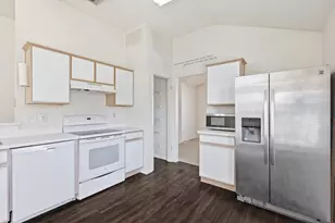 804 Castlewick Ct, Arlington, TX 76018 - Photo 10