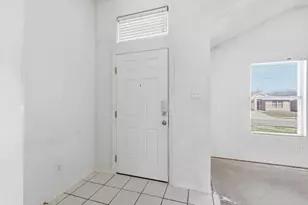 804 Castlewick Ct, Arlington, TX 76018 - Photo 4