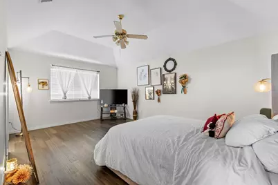 2110 Oak Forest Drive, Garland, TX 75042 - Photo 32