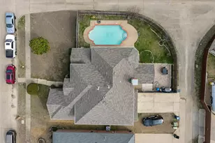 2110 Oak Forest Dr, Garland, TX 75042 - Photo 6