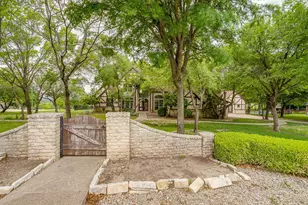 163 Oakcrest Hills Dr, Aledo, TX 76008 - Photo 2