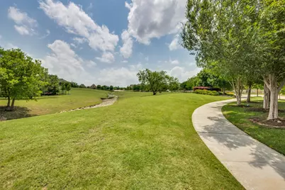 6816 Prompton Bend, Irving, TX 75063 - Photo 36