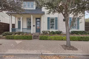 704 18th St, Plano, TX 75074 - Photo 1