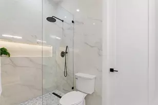 6911 Mohawk Dr, Dallas, TX 75235 - Photo 36