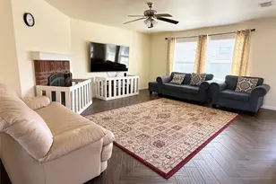 8917 Preakness Cir, Fort Worth, TX 76123 - Photo 18