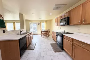 8917 Preakness Cir, Fort Worth, TX 76123 - Photo 6