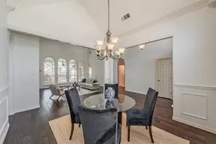 3108 Creekwood Ct, Bedford, TX 76021 - Photo 4