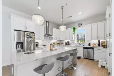 2620 Valley View Lane #100, Dallas, TX 75234 - Photo 14