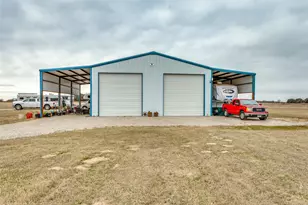 218 Homestead Ct, Lipan, TX 76462 - Photo 4