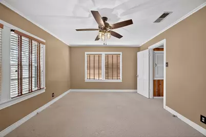 2525 Goldenrod Avenue, Fort Worth, TX 76111 - Photo 10