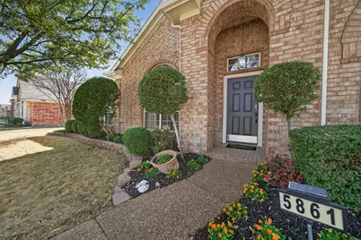 5861 Chatham Lane, The Colony, TX 75056 - Photo 2