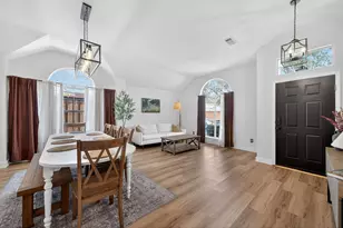 5861 Chatham Ln, The Colony, TX 75056 - Photo 4