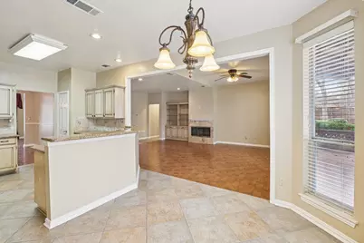 4519 Edge Creek Lane, Arlington, TX 76017 - Photo 8