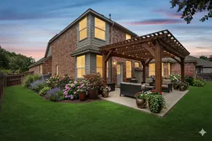 2509 Woodstone Ct, Flower Mound, TX 75022 - Photo 10