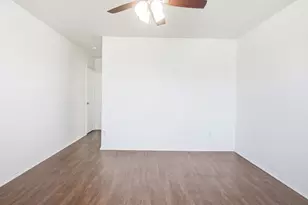 1246 Yukon Dr, Glenn Heights, TX 75154 - Photo 16