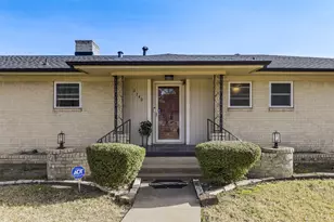 2740 Maceo Cir, Dallas, TX 75216 - Photo 1