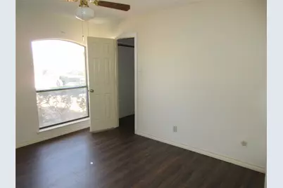 302 Cardinal Creek Drive, Duncanville, TX 75137 - Photo 14