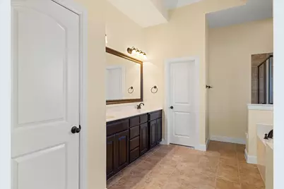 8526 Kingsley Circle, Granbury, TX 76049 - Photo 10