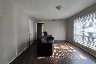 8307 Bunche Dr, Dallas, TX 75243 - Photo 4