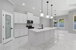 2513 Laurel St, Grand Prairie, TX 75050 - Photo 4