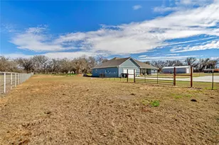 108 Dexter Ln, Poolville, TX 76487 - Photo 20