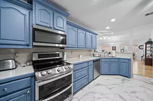 942 Cresthill Dr, Cedar Hill, TX 75104 - Photo 8