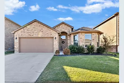 15840 Farringdon Street, Justin, TX 76247 - Photo 2