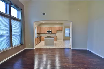 2911 Velero Drive, Grand Prairie, TX 75054 - Photo 8