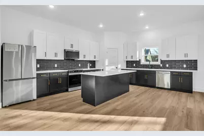 305 Eggar Street, Waxahachie, TX 75165 - Photo 10