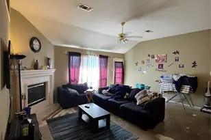 4412 Fox Meadows Ln, Mansfield, TX 76063 - Photo 6