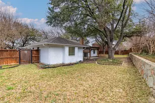 21 Cliffside Dr, Edgecliff Village, TX 76134 - Photo 30
