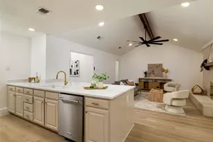 21 Cliffside Dr, Edgecliff Village, TX 76134 - Photo 12