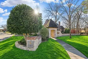 201 Stonington Ln, Colleyville, TX 76034 - Photo 4