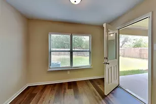 1334 Barrel Dr, Dallas, TX 75253 - Photo 4