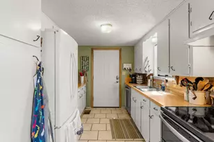 305 S Park Rd, Scroggins, TX 75480 - Photo 16