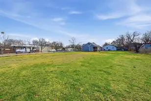 812 Quail Creek Cir, Pottsboro, TX 75076 - Photo 24