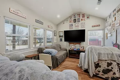 812 Quail Creek Circle, Pottsboro, TX 75076 - Photo 8