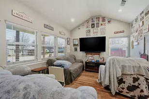 812 Quail Creek Cir, Pottsboro, TX 75076 - Photo 8