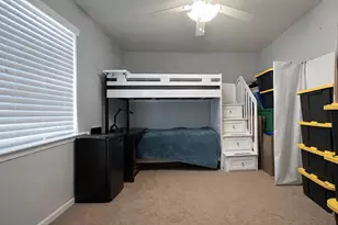 2373 Novin Dr, Irving, TX 75062 - Photo 18