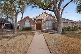 209 Brian Way, Red Oak, TX 75154 - Photo 2