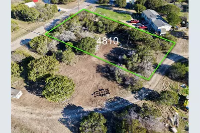 4810 Peachtree Street, Granbury, TX 76048 - Photo 2