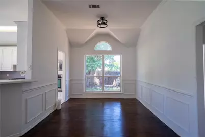 492 Shade Tree Circle, Hurst, TX 76054 - Photo 8