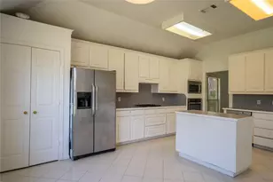 492 Shade Tree Cir, Hurst, TX 76054 - Photo 12