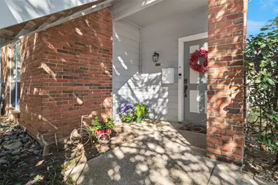 2106 Amesbury Drive #122, Arlington, TX 76011 - Photo 2