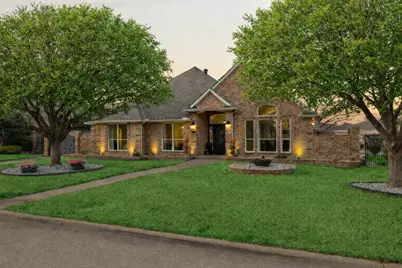 2902 Summertree Lane, Colleyville, TX 76034 - Photo 2
