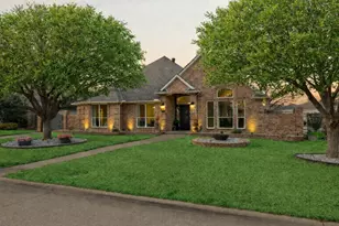 2902 Summertree Ln, Colleyville, TX 76034 - Photo 2