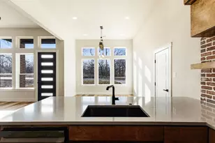 5018 Point Lavista, Malakoff, TX 75148 - Photo 6