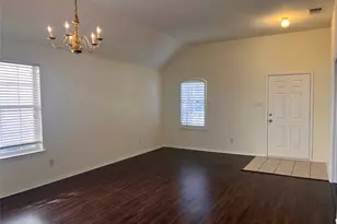 9221 Harrisburg Ln, McKinney, TX 75071 - Photo 2